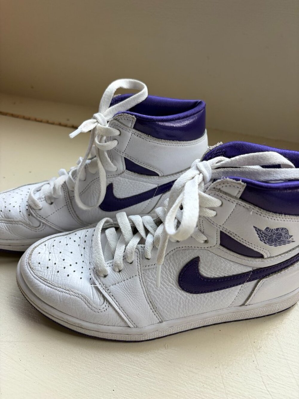 Air Jordan 1 Retro High OG White Court Purple Women's Sneakers